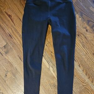Beyond Yoga Classic Black Leggings